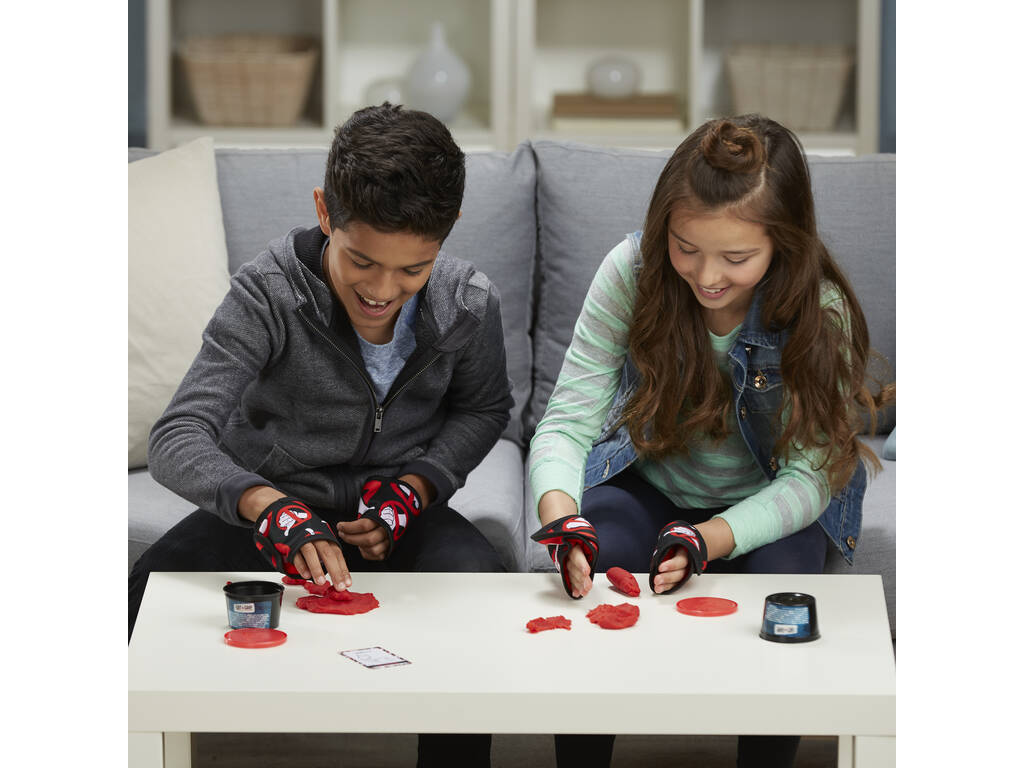 Pouces Dehors Hasbro C3380