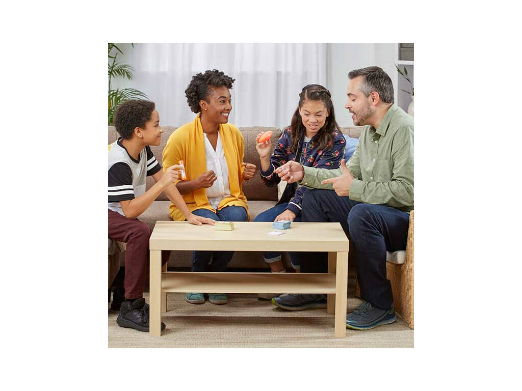 Jogo de Tabuleiro Taboo Família Hasbro E4941