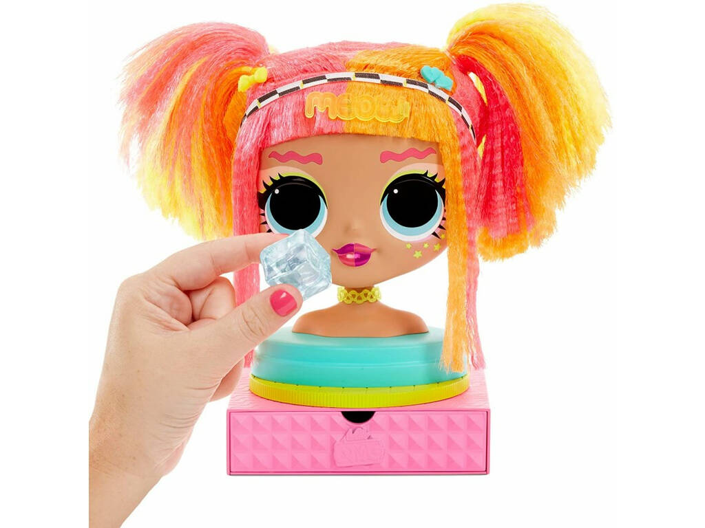 LOL Surprise Omg Styling Head Neonlicious Giochi Preziosi LLUB1000