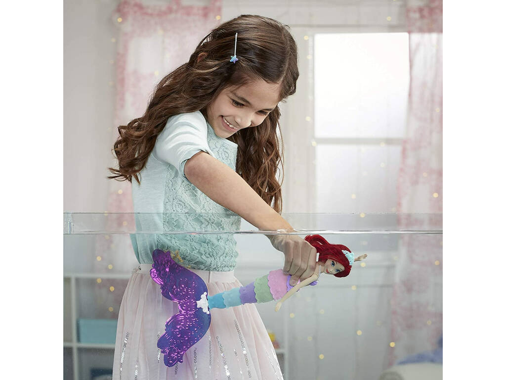 Bambola Principesse Disney Ariel Cola Arcoíris Hasbro F0399