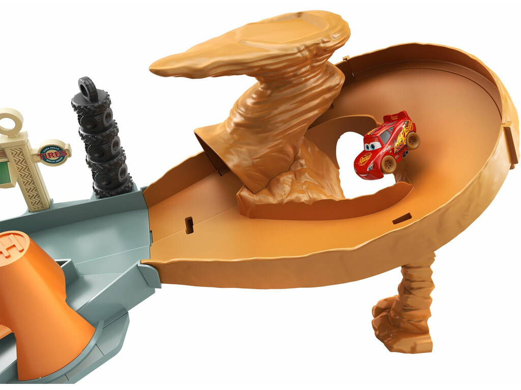 Auto alla deriva in Radiator Springs Mattel GTK92