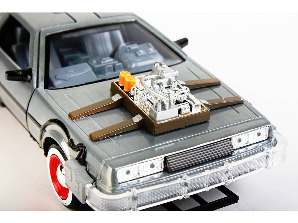 Voiture Retour vers le Futur III en Métal 1:24 Machine à Voyager dans le Temps Simba 253255027