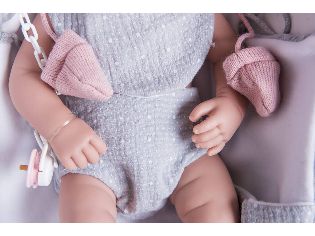 Muñeca Elegance 42 cm. Salma Gris Con Cambiador y Manoplas Arias 65287