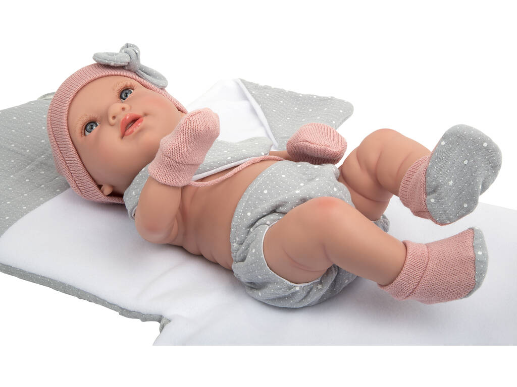 Muñeca Elegance 42 cm. Salma Gris Con Cambiador y Manoplas Arias 65287