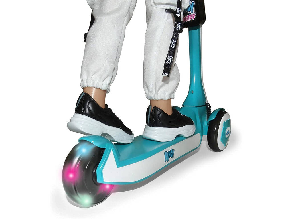 Nancy Un Día Con Mi Patinete Famosa 700016705