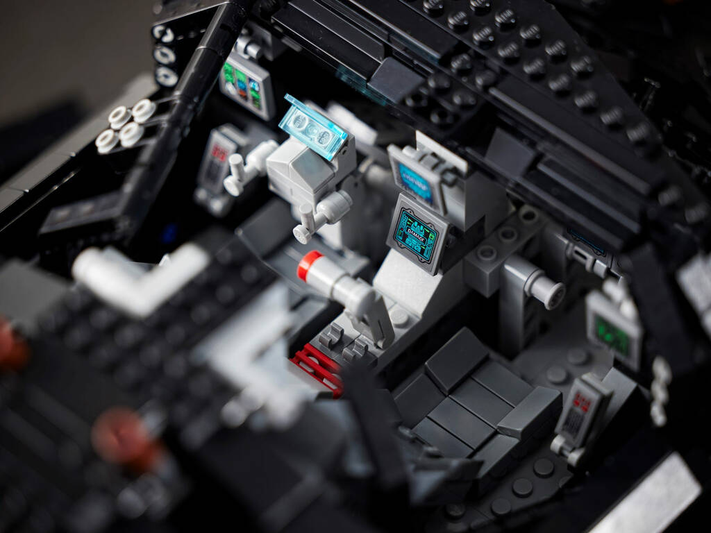 Lego DC Batman: Batmobile blindata 76240