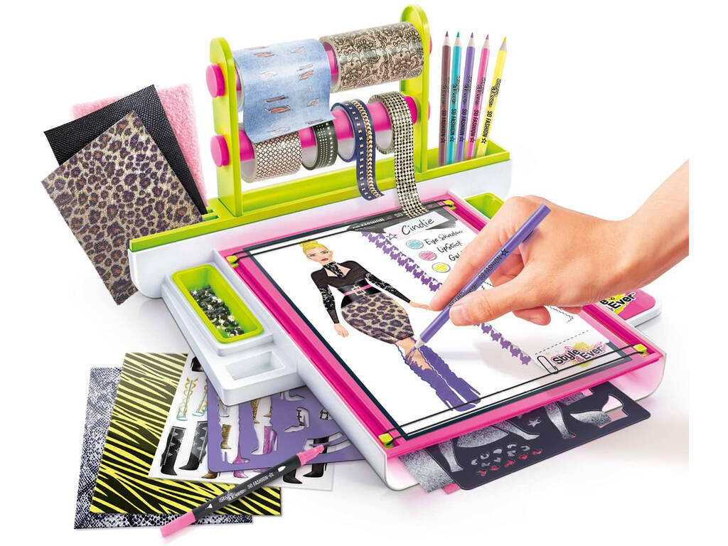 Styliste Studio Canal Toys OFG232