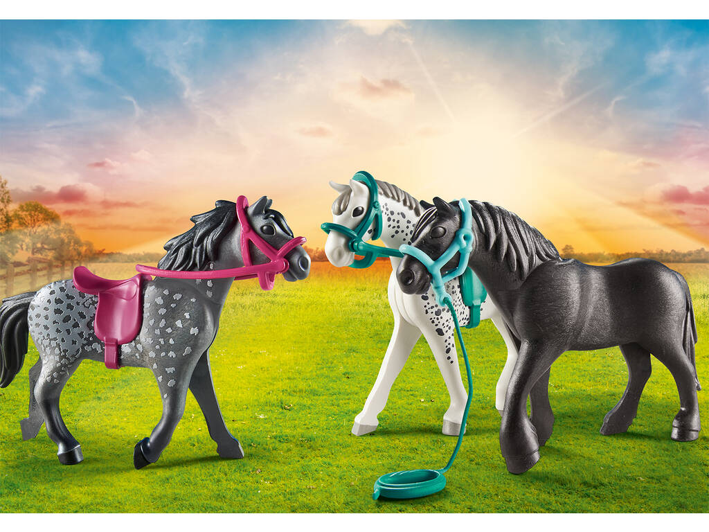 Playmobil Set di 3 Cavalli: Frisone, Knabstrupper e Andaluso 70999