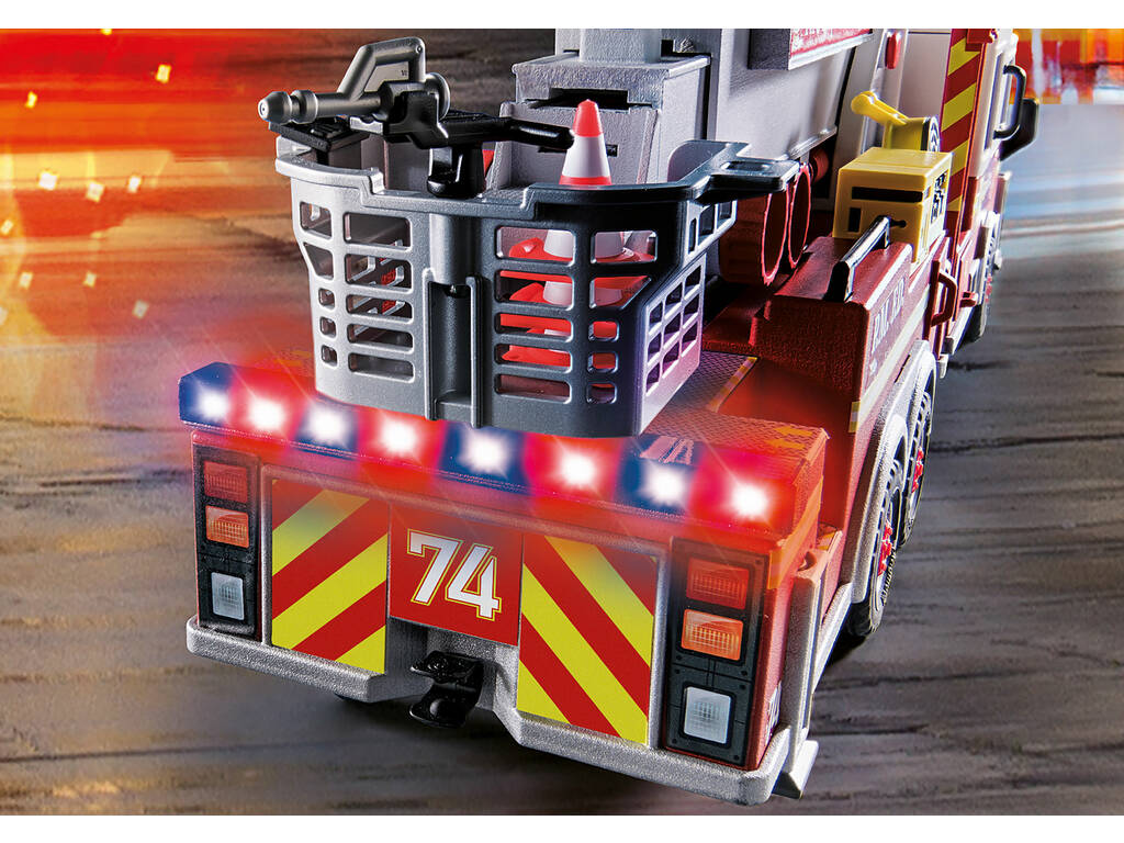 Playmobil Véhicule de pompiers à échelle tour 70935