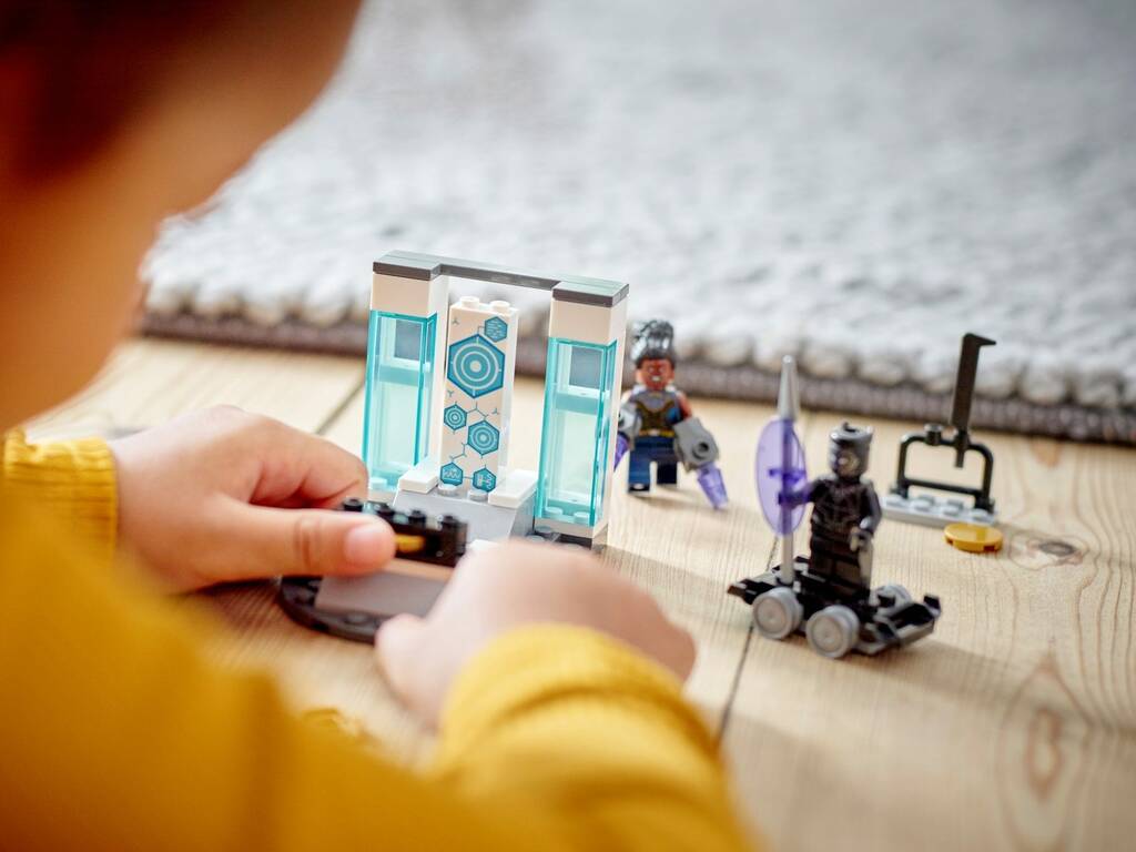 Lego Marvel Black Panther Laboratorio di Shuri 76212