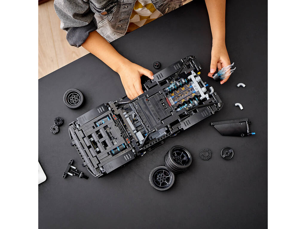 Lego Technic The Batman: Batmobile42127