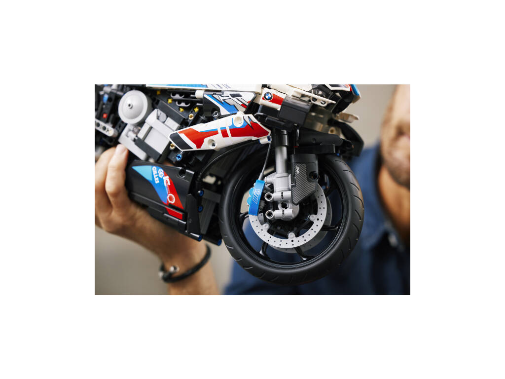 Lego Technic BMW M 1000 RR 42130