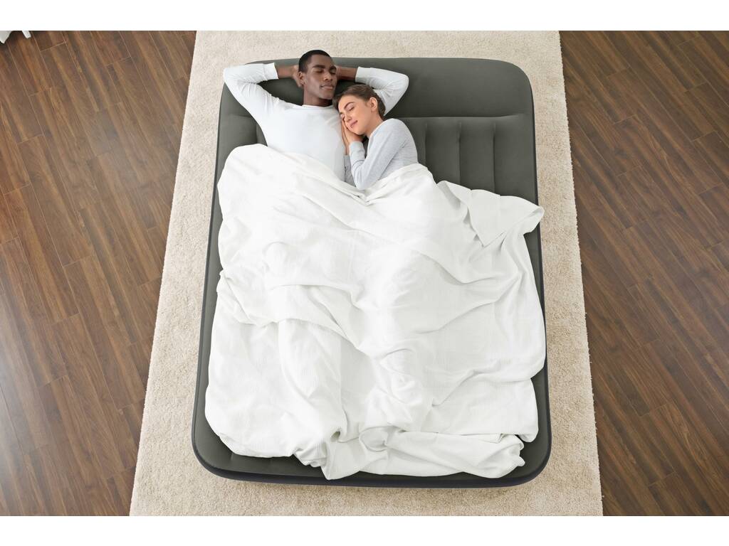 Materassino Matrimoniale gonfiabile di 203x152x30 cm con pompa a batteria bestway 67930