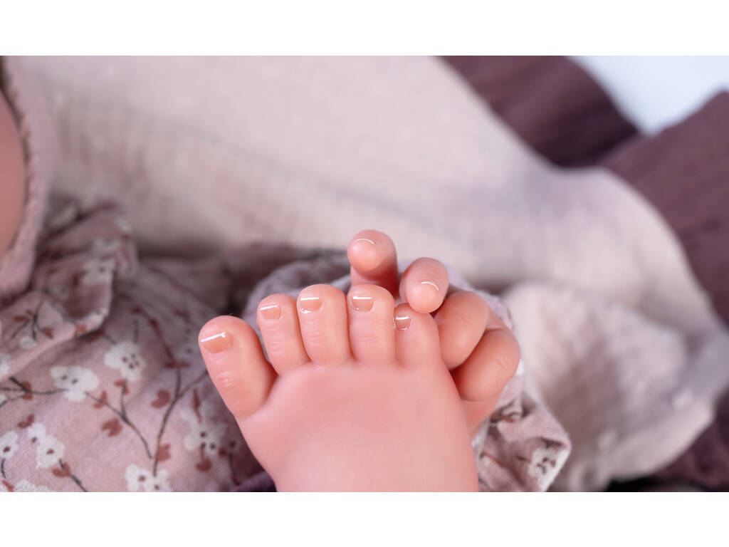 Muñeca Sweet Reborn Lea Con Mantita Morada 42 cm. Antonio Juan 80217