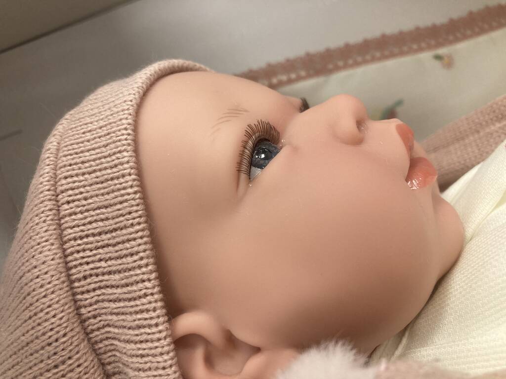 Boneca Elegance Andie com Manta 40 cm. Arias 60682