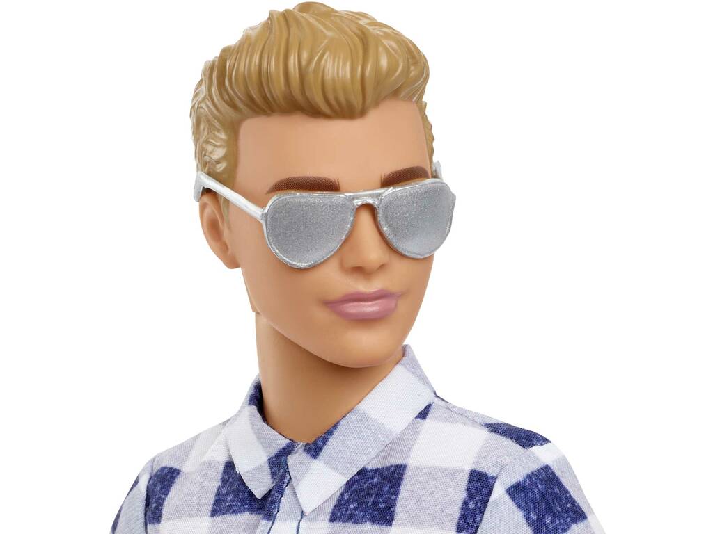 Barbie ¡Vamos Acampar! Ken de Acampar Mattel HHR66