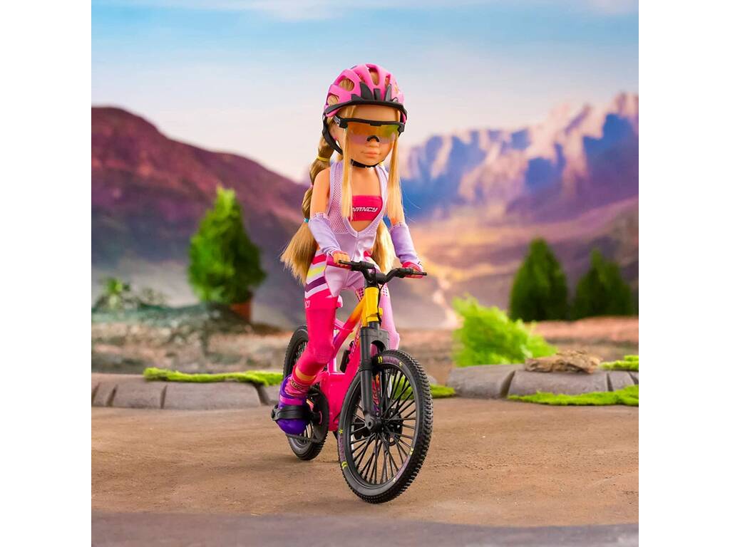 Nancy Un Día De Mountain Bike Famosa 700017339
