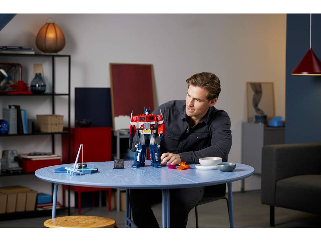 Lego Icons Transformers Optimus Prime 10302
