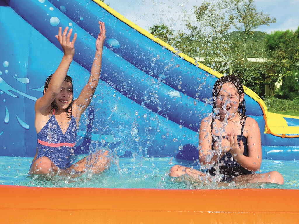 Parc aquatique gonflable Tsunami Waves 505x340x265 cm. Bestway 53305