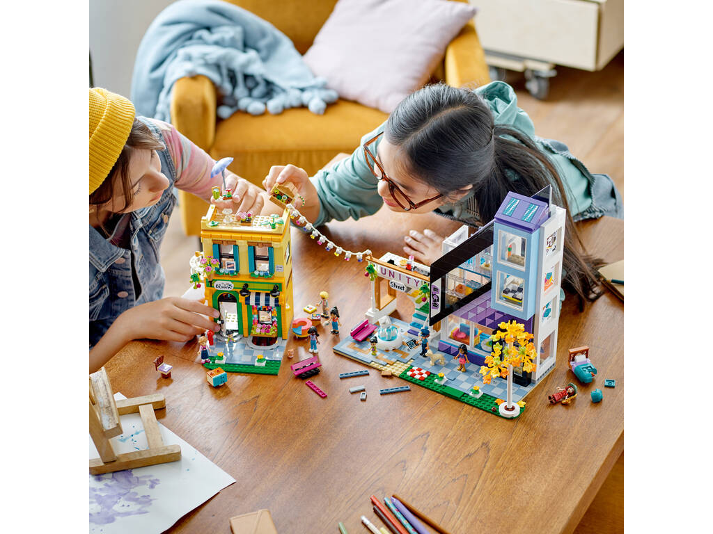 Lego Friends Florista e Loja de Design no Centro 41732