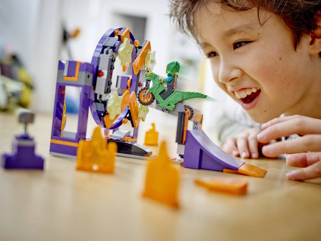 Lego City Stuntz Sfida acrobatica con rampa e anello 60359