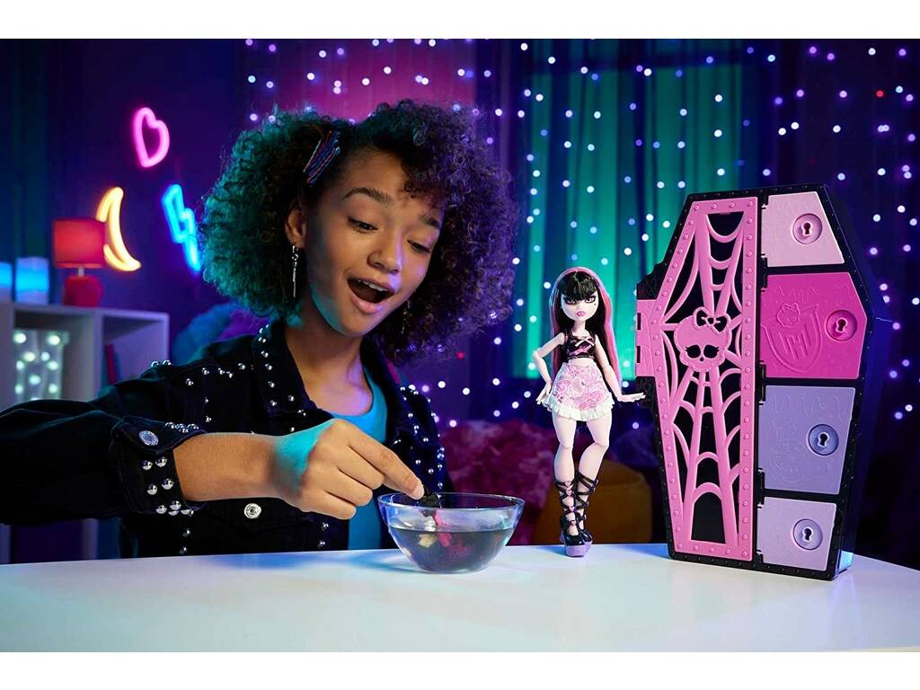 Monster High Skulltimate Secrets Draculaura Mattel HKY60