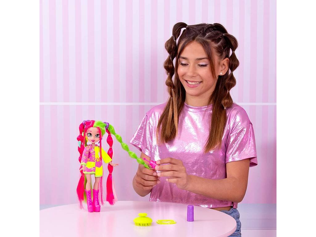 J'adore la poupée VIP Pets VIP Hair Academy Chloe par IMC Toys 715226