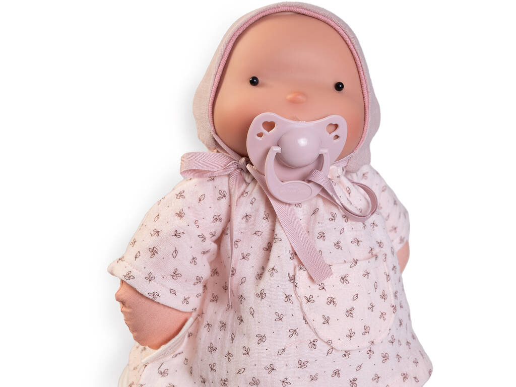 Bambola organica senza plastica Ariel rosa con cappuccio 26 cm de Antonio Juan 86322