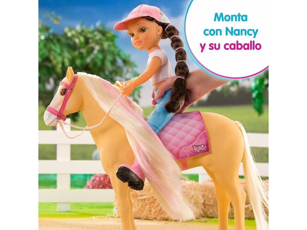 Nancy Une journée avec son cheval par Famosa NAC4900