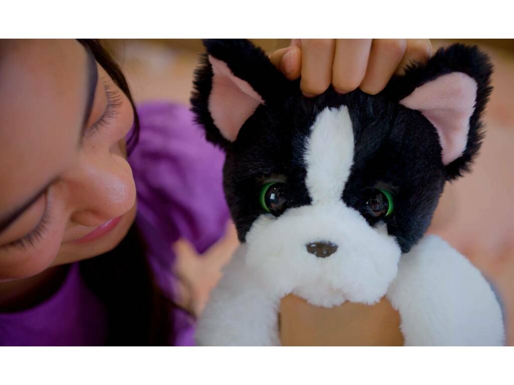 Tucker El Perro Dormilón Famosa MYE00211