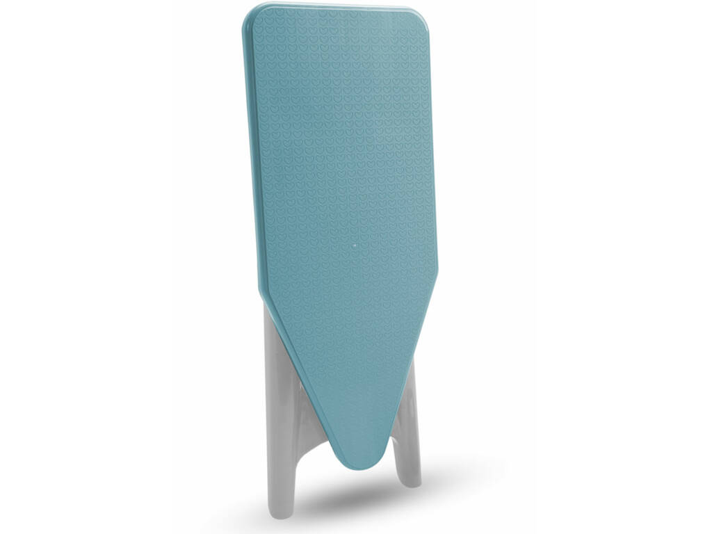 Table à repasser avec fer à repasser