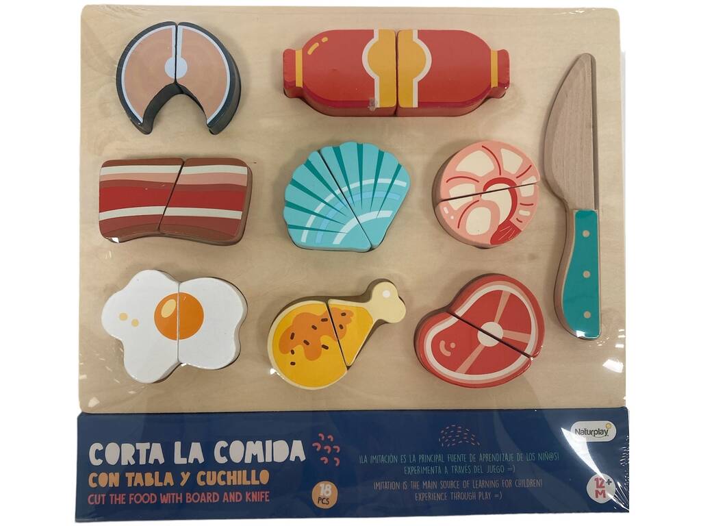 Couper les aliments avec une planche et un couteau
