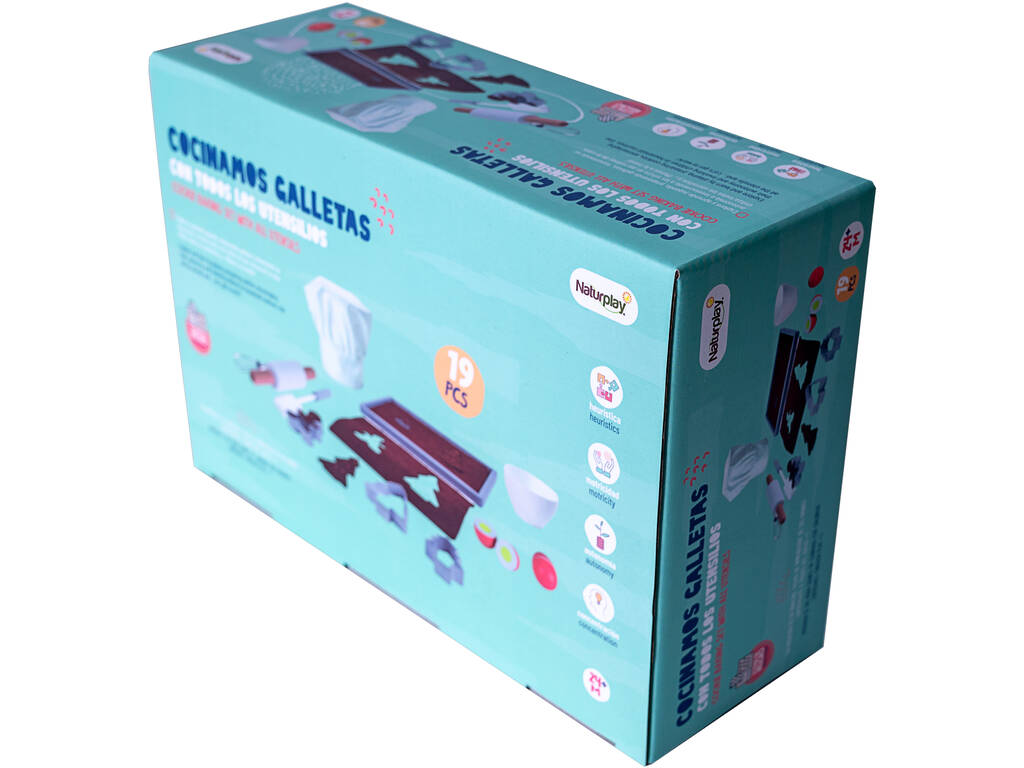 Cuocere biscotti con accessori in legno
