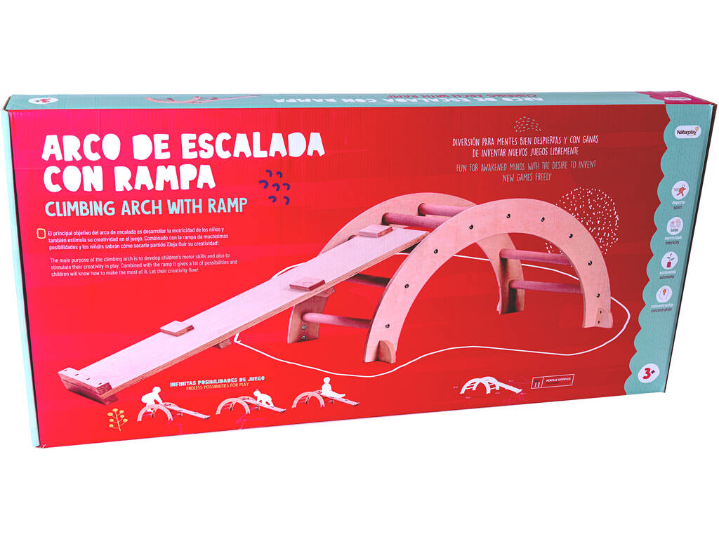 Arco d'arrampicata in legno con rampa