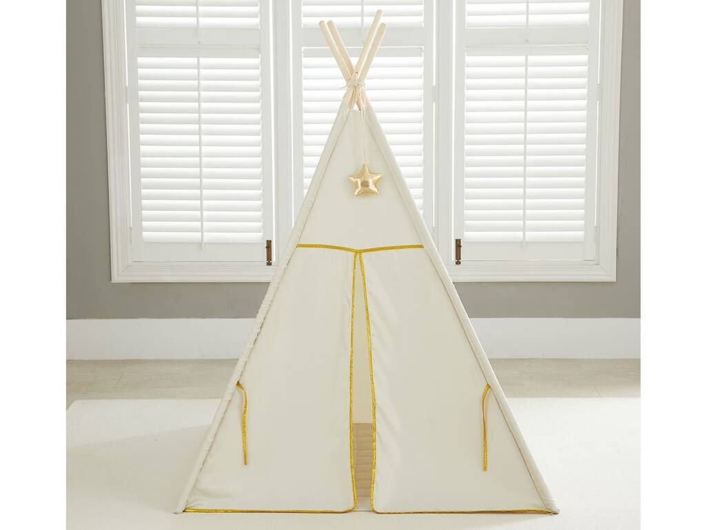 Maison Tipi beige et or avec tapis et coussins