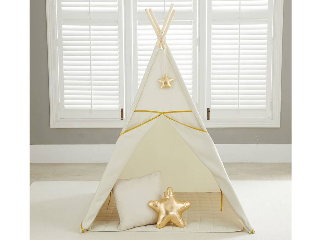 Maison Tipi beige et or avec tapis et coussins