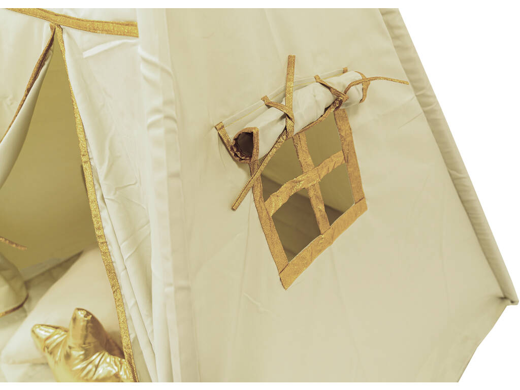 Maison Tipi beige et or avec tapis et coussins
