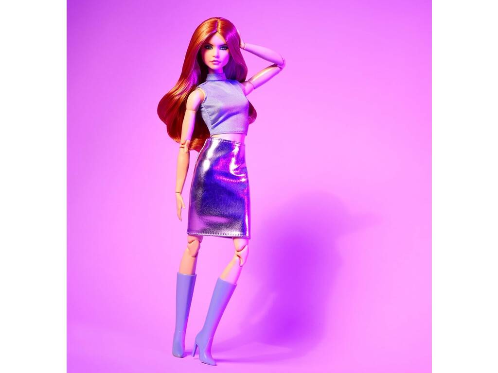 Barbie Signature Looks Ruiva com Saia cor Roxo Mattel HRM12