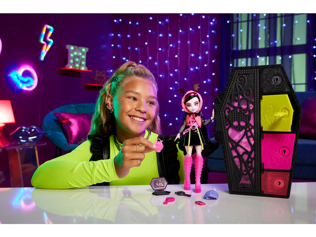 Monster High Skulltimate Secrets Neon Frights Poupée Draculaura Mattel HNF78
