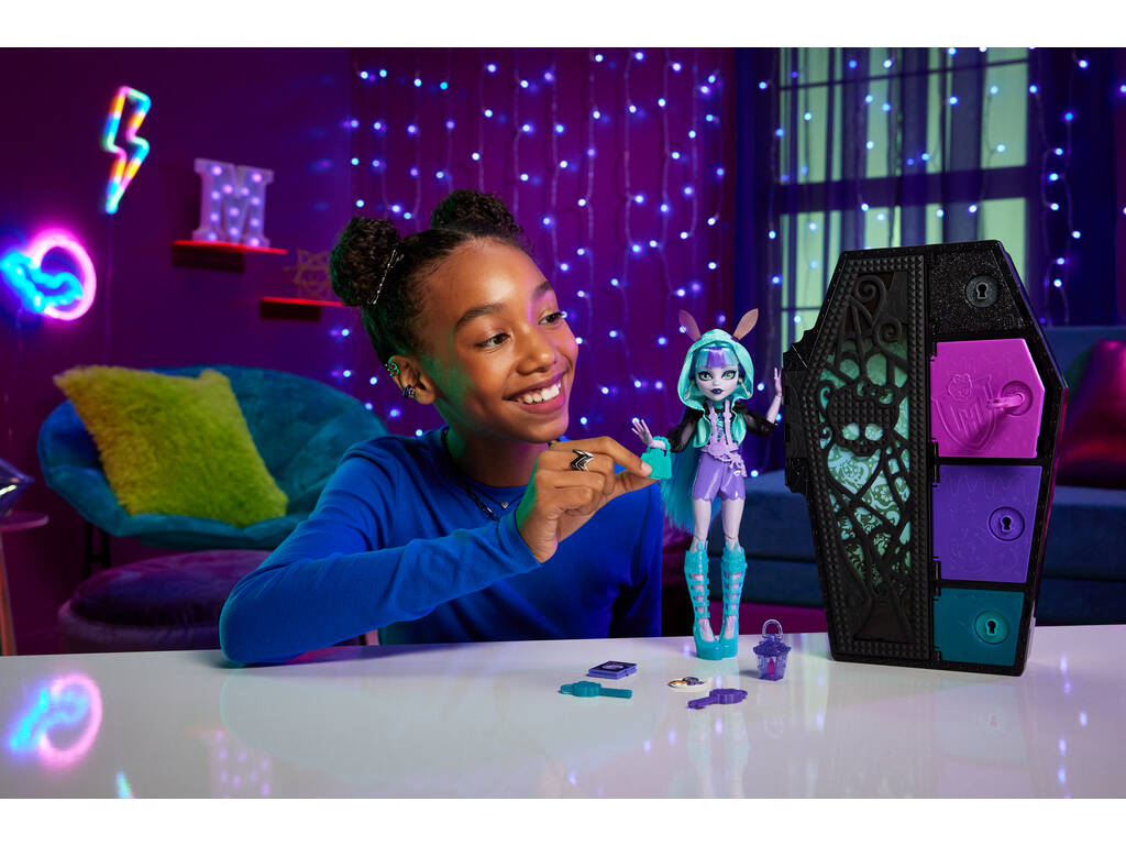 Monster High Skulltimate Secrets Neon Frights Bambola Twyla Mattel HNF82