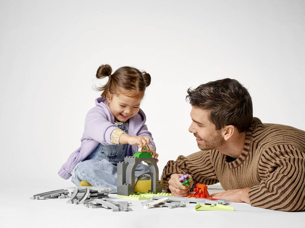 Lego Duplo Expansion Set : Tunnel et voies ferrées