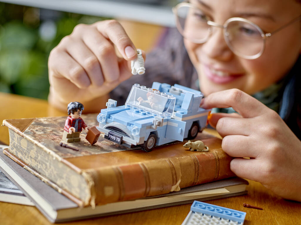 Lego Harry Potter Ford Anglia volante 76424