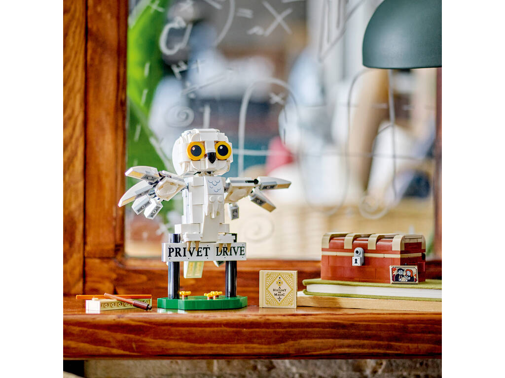 Lego Harry Potter Hedwig no Número 4 de Privet Drive 76425