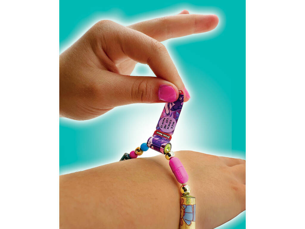 Sticki Rolls Bracelet Pack Famosa TCR01000