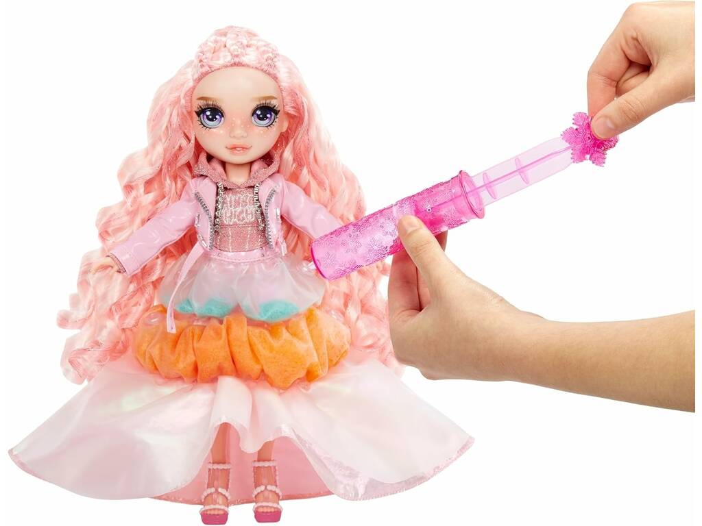 Poupée Rainbow High Winter Wonderland Bella Parker