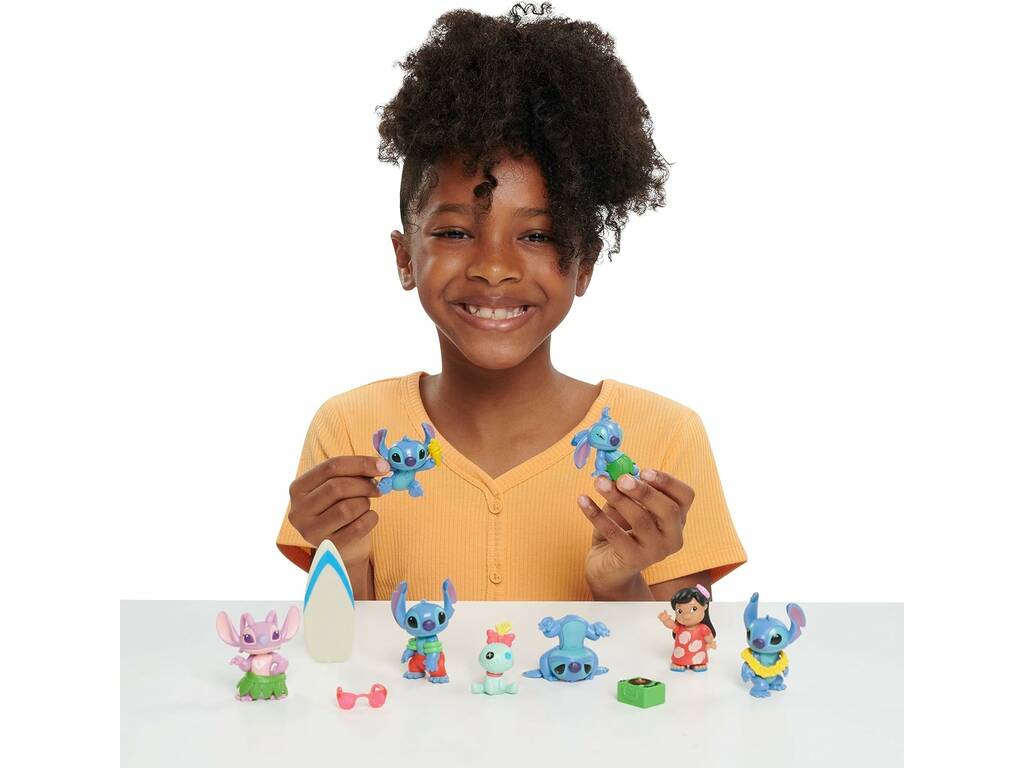 Disney Stitch Set Figure Deluxe con 13 pezzi