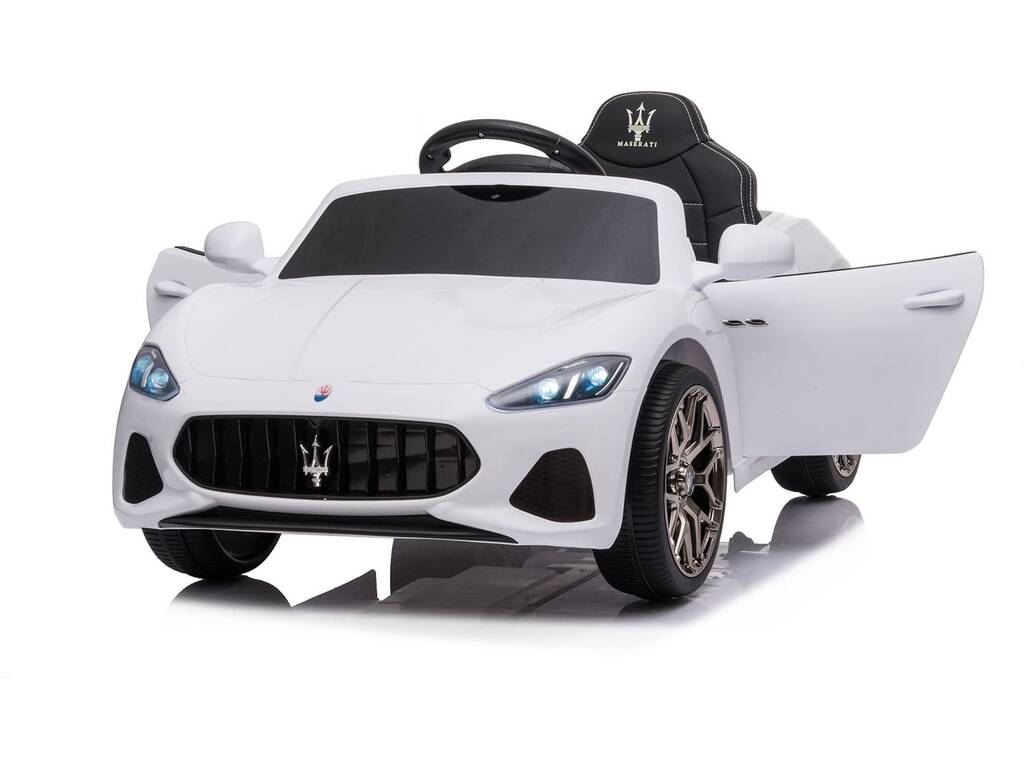 Auto convertibile Maserati Gran Cabrio MY18 12V. Bianco