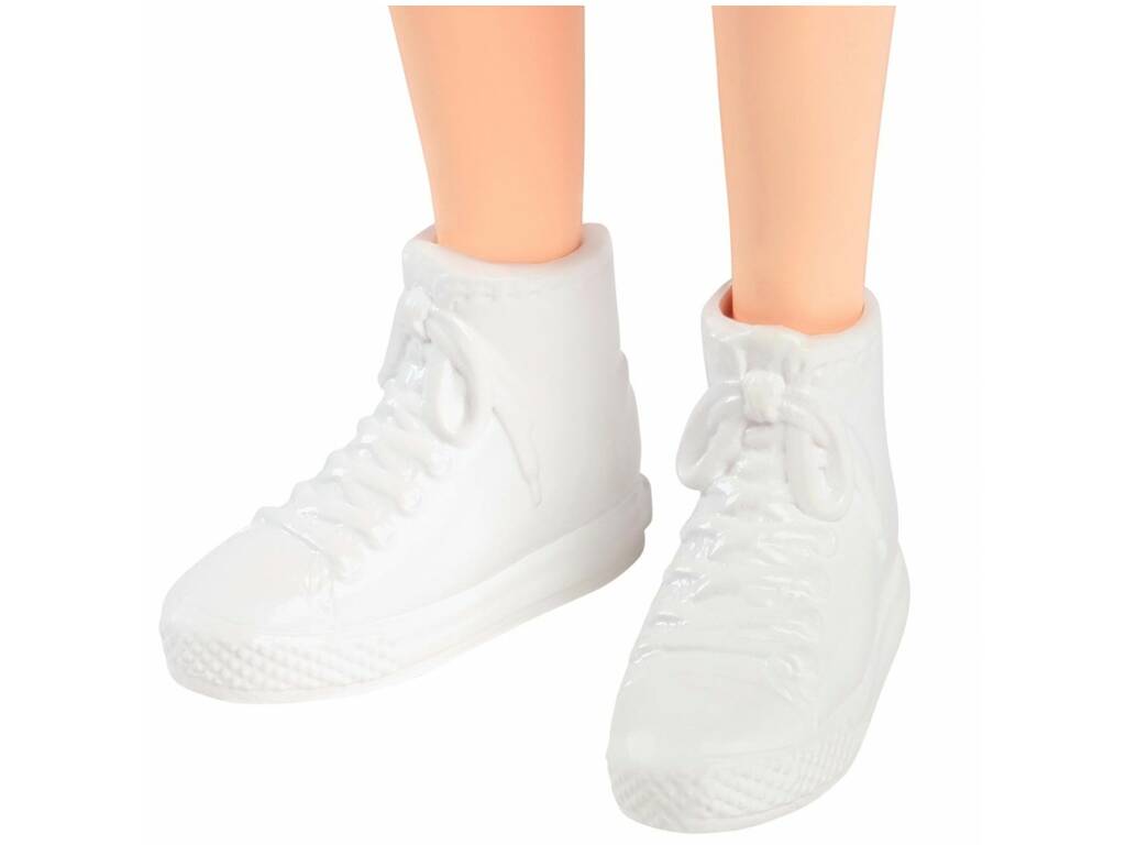 Poupée Barbie Fashionista avec look de pom-pom girl