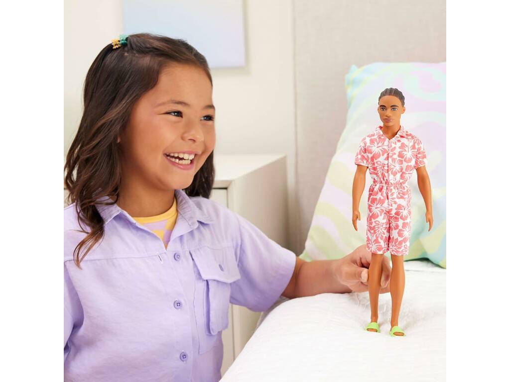 Poupée Barbie Ken avec combinaison hawaïenne