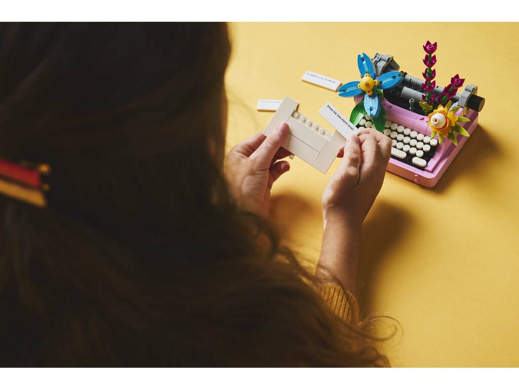 Lego Creator 3 in 1 Macchina da scrivere con fiori